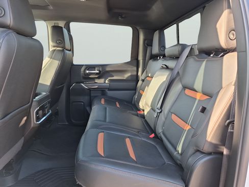 Used 2020 GMC Sierra 1500 AT4 w/ AT4 Premium Package AWD/4WD image 39