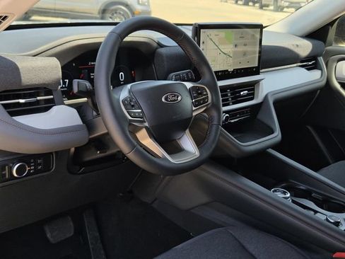 New 2026 Ford Explorer Active RWD image 24