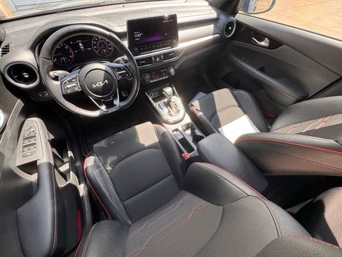 Used 2022 Kia Forte GT w/ GT Technology Package image 10