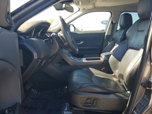 Used 2019 Land Rover Range Rover Evoque SE image 14