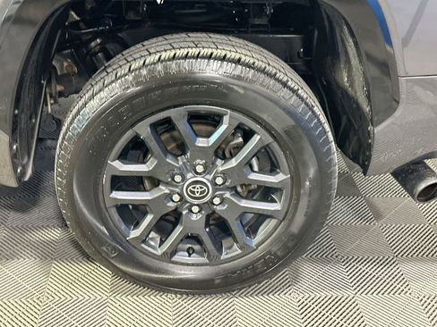 Used 2023 Toyota Tundra Platinum image 12