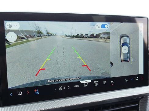 Used 2025 Ford Explorer ST image 40