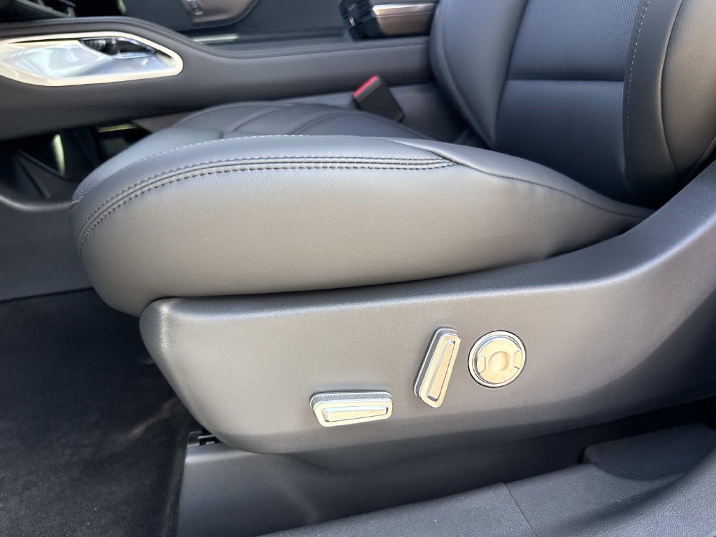 New 2026 Lincoln Nautilus Premier AWD/4WD image 20