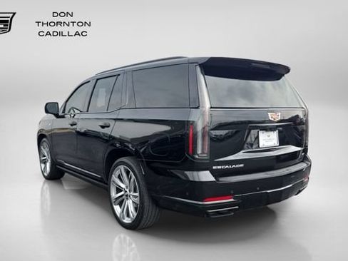 Used 2025 Cadillac Escalade Sport w/ Touring Package AWD/4WD image 3