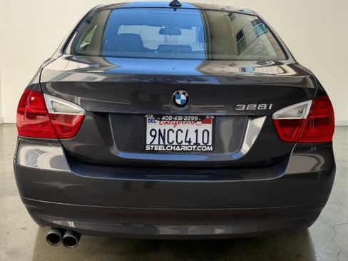 Used 2008 BMW 328i Sedan RWD image 5
