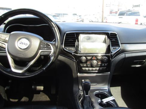 Used 2020 Jeep Grand Cherokee Limited image 18