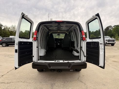 New 2025 Chevrolet Express 2500 w/ Driver Convenience Package RWD image 9