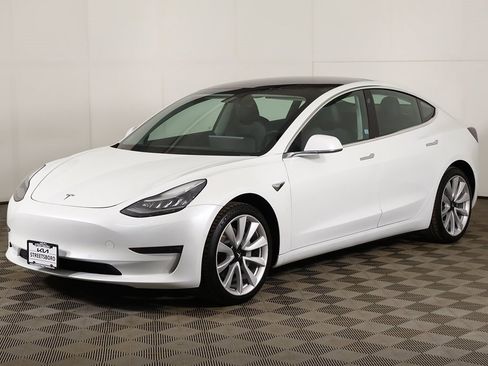 Used 2019 Tesla Model 3 Long Range image 9