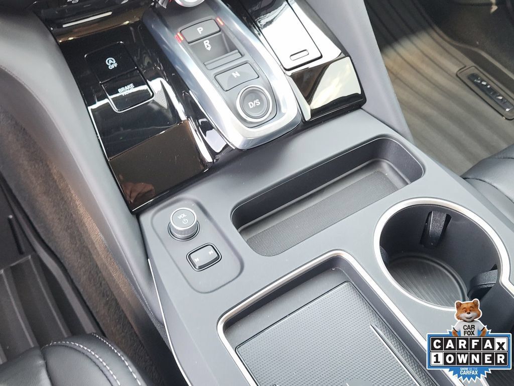 Certified 2026 Acura MDX w/ Technology Package FWD image 20