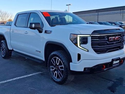 Certified 2025 GMC Sierra 1500 AT4 w/ AT4 Premium Package image 2