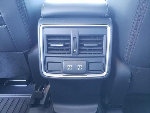 Used 2019 Subaru Forester Limited AWD/4WD image 12