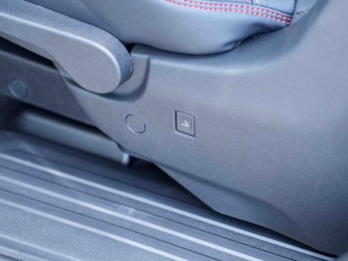 Used 2026 Chevrolet Traverse RS w/ LPO, Floor Liner Package image 20