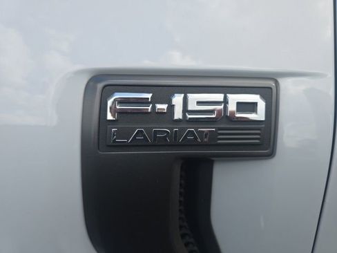 Used 2022 Ford F150 Lariat w/ Equipment Group 502A High image 12