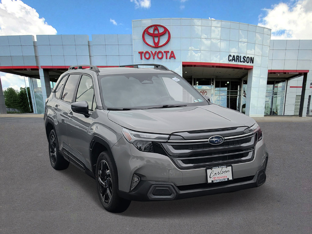 Used 2025 Subaru Forester Limited AWD/4WD image 2