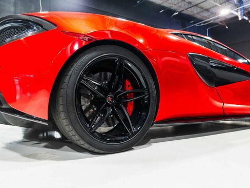 Used 2017 McLaren 570S Coupe RWD image 11