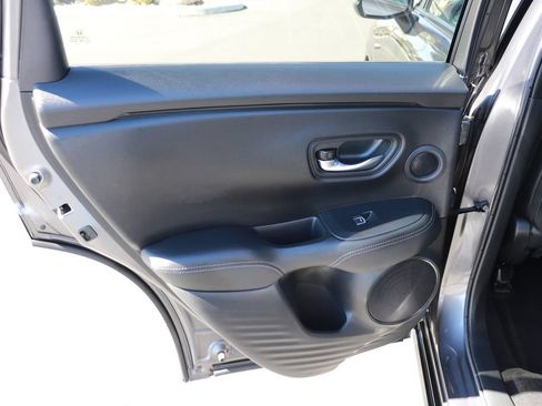 Used 2024 Honda HR-V EX-L image 12