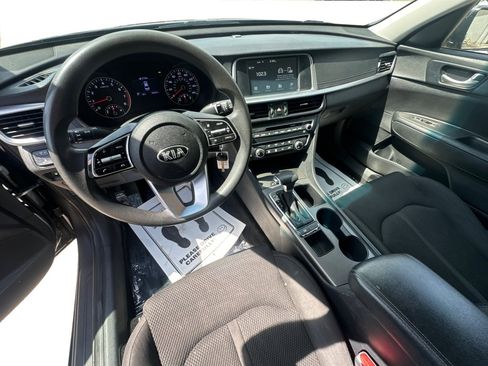 Used 2020 Kia Optima LX FWD image 30