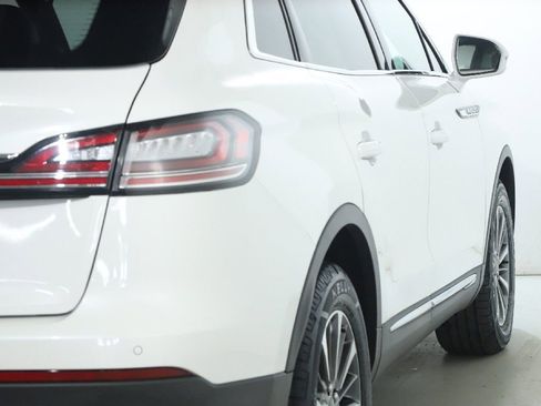 Certified 2023 Lincoln Nautilus Reserve image 46