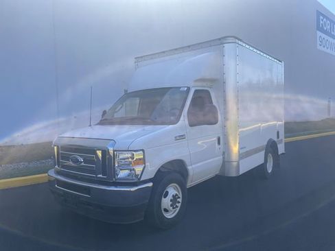 New 2025 Ford E-350 and Econoline 350 Super Duty w/ Power Equipment Group RWD image 3
