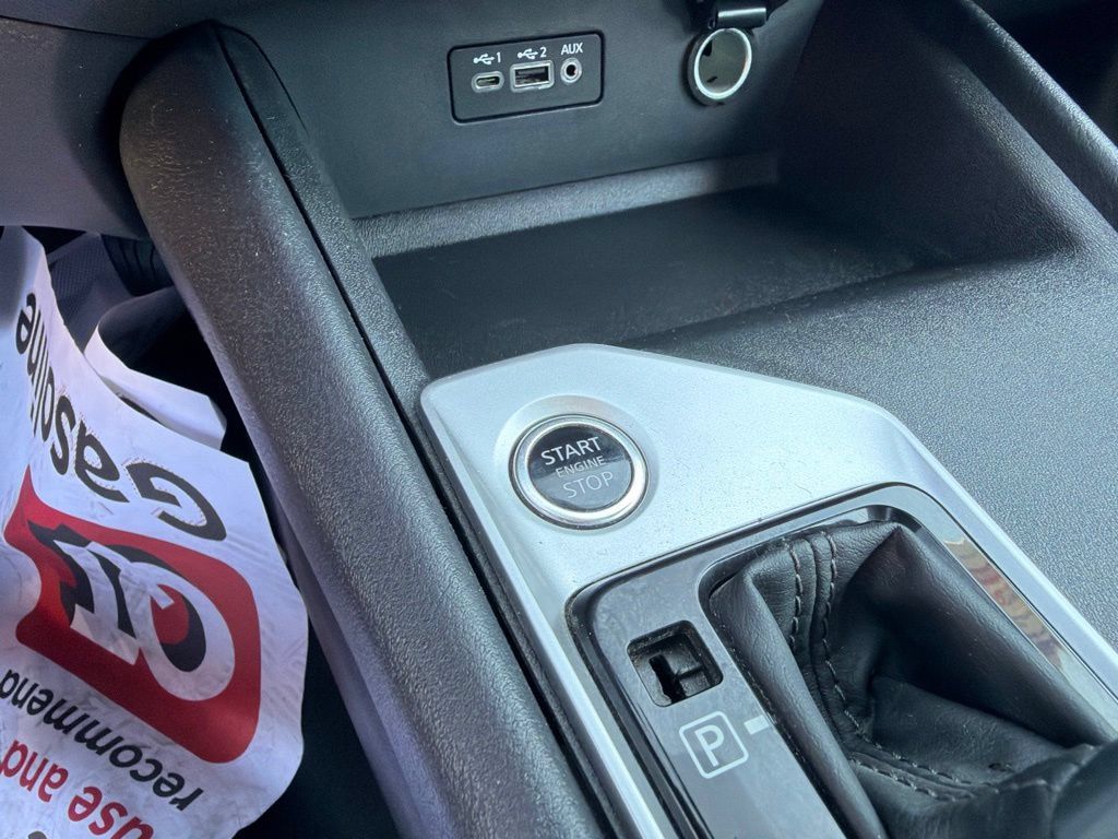 Used 2025 Nissan Altima 2.5 SV FWD image 26