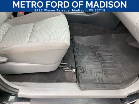 Used 2013 Toyota Tacoma Base image 46