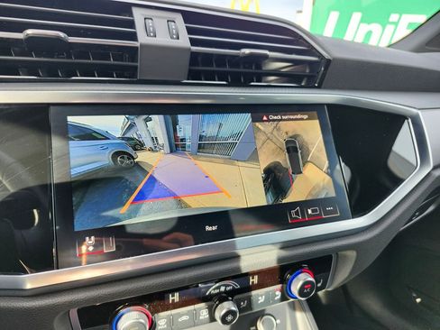 Certified 2025 Audi Q3 2.0T Premium Plus image 19