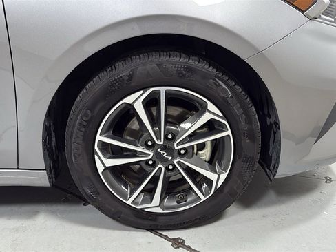 Used 2024 Kia Forte LXS image 21
