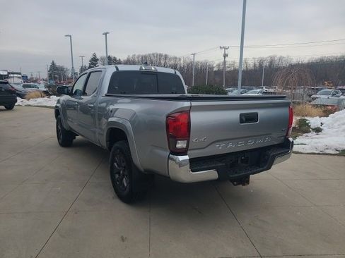 Used 2022 Toyota Tacoma SR5 image 6