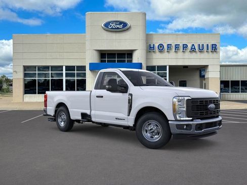 New 2026 Ford F250 XL w/ XL Chrome Package image 29
