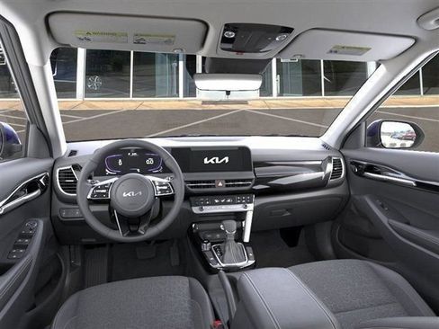 New 2026 Kia Seltos S FWD image 14