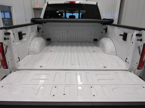 Used 2019 Ford F150 XLT w/ Equipment Group 302A Luxury AWD/4WD image 18