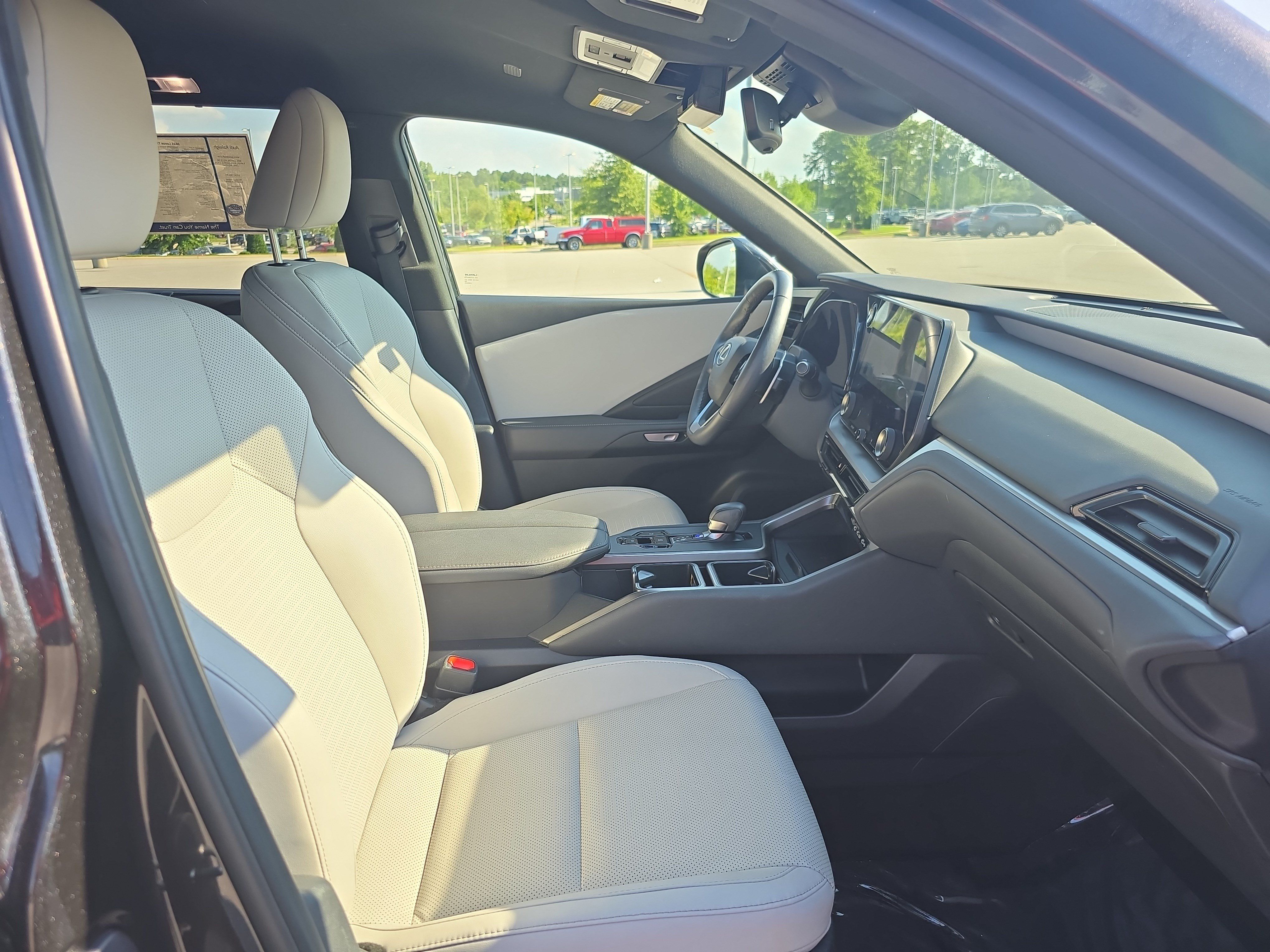 Used 2025 Lexus TX 350 FWD w/ Convenience Package image 10