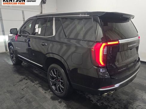 Used 2025 GMC Yukon Denali w/ Sun & Power Step Package image 2