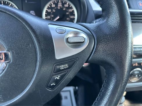 Used 2018 Nissan Sentra SV image 30