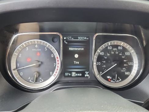 Used 2017 Nissan Titan Platinum Reserve image 20