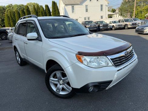 Used 2010 Subaru Forester 2.5X Premium AWD/4WD image 4