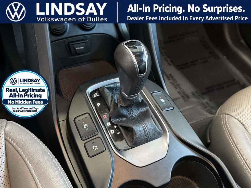 Used 2016 Hyundai Santa Fe SE w/ Option Group 03 AWD/4WD image 21