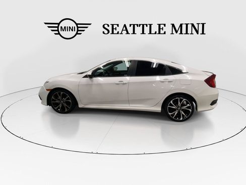 Used 2019 Honda Civic Sport image 6