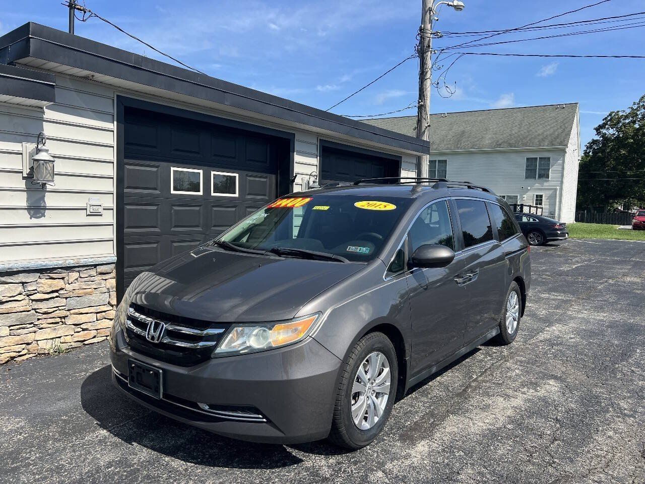 Used 2015 Honda Odyssey EX image 1