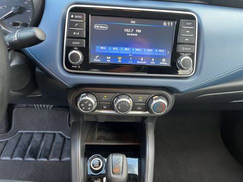 Used 2025 Nissan Versa SV FWD image 17