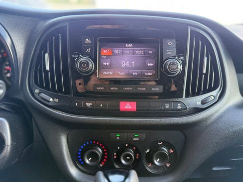 Used 2021 RAM ProMaster City Tradesman SLT image 31