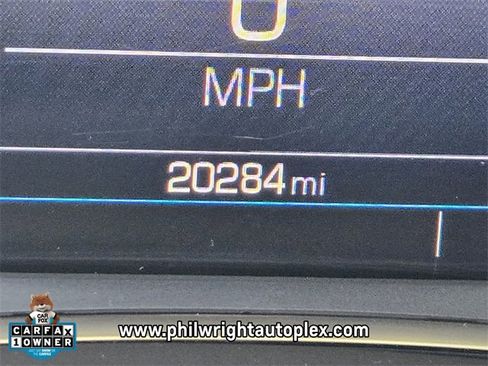 Used 2024 GMC Terrain SLE w/ Driver Convenience Package image 23