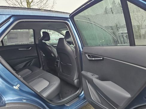 New 2026 Kia Niro EX image 28