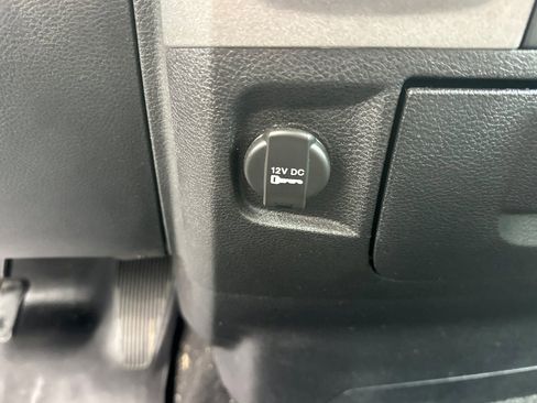 Used 2014 RAM 1500 Express image 32