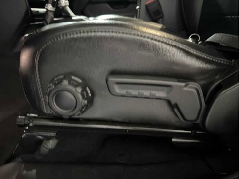 Used 2021 Jeep Wrangler Unlimited Sahara image 12