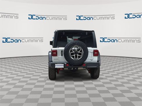 Used 2024 Jeep Wrangler Unlimited Rubicon image 8