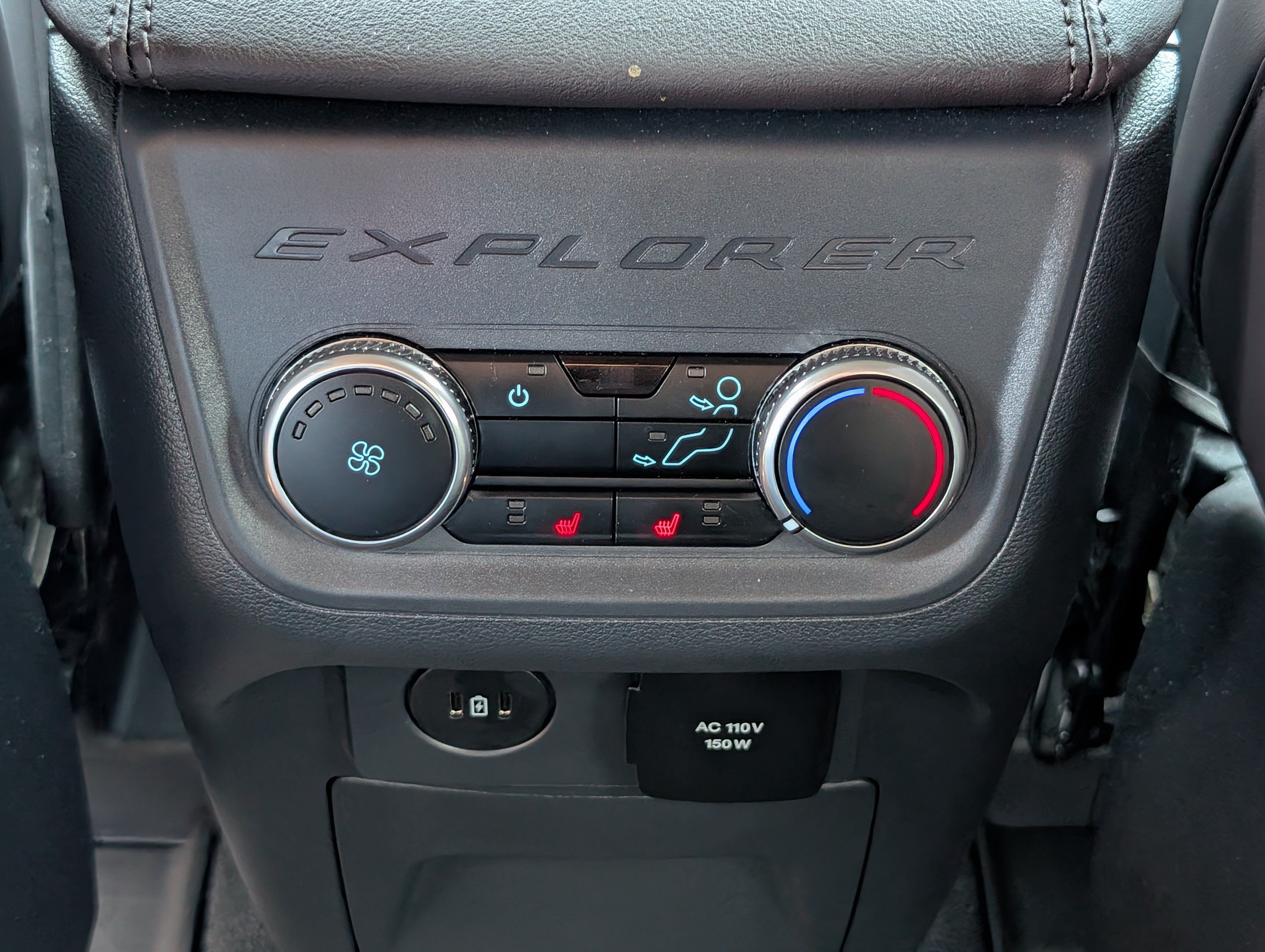 Used 2026 Ford Explorer Platinum RWD image 30