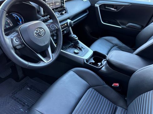 Used 2021 Toyota RAV4 XSE image 11