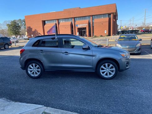 Used 2013 Mitsubishi Outlander Sport SE image 7