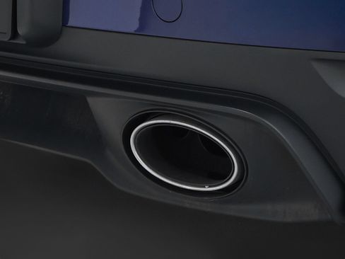 Certified 2025 Porsche 911 Carrera RWD image 22